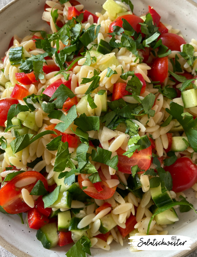 Griechischer Orzo Salat Nudelsalat mit Kritharaki