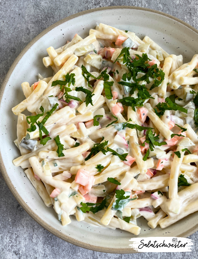 Vegetarischer Sommer Nudelsalat