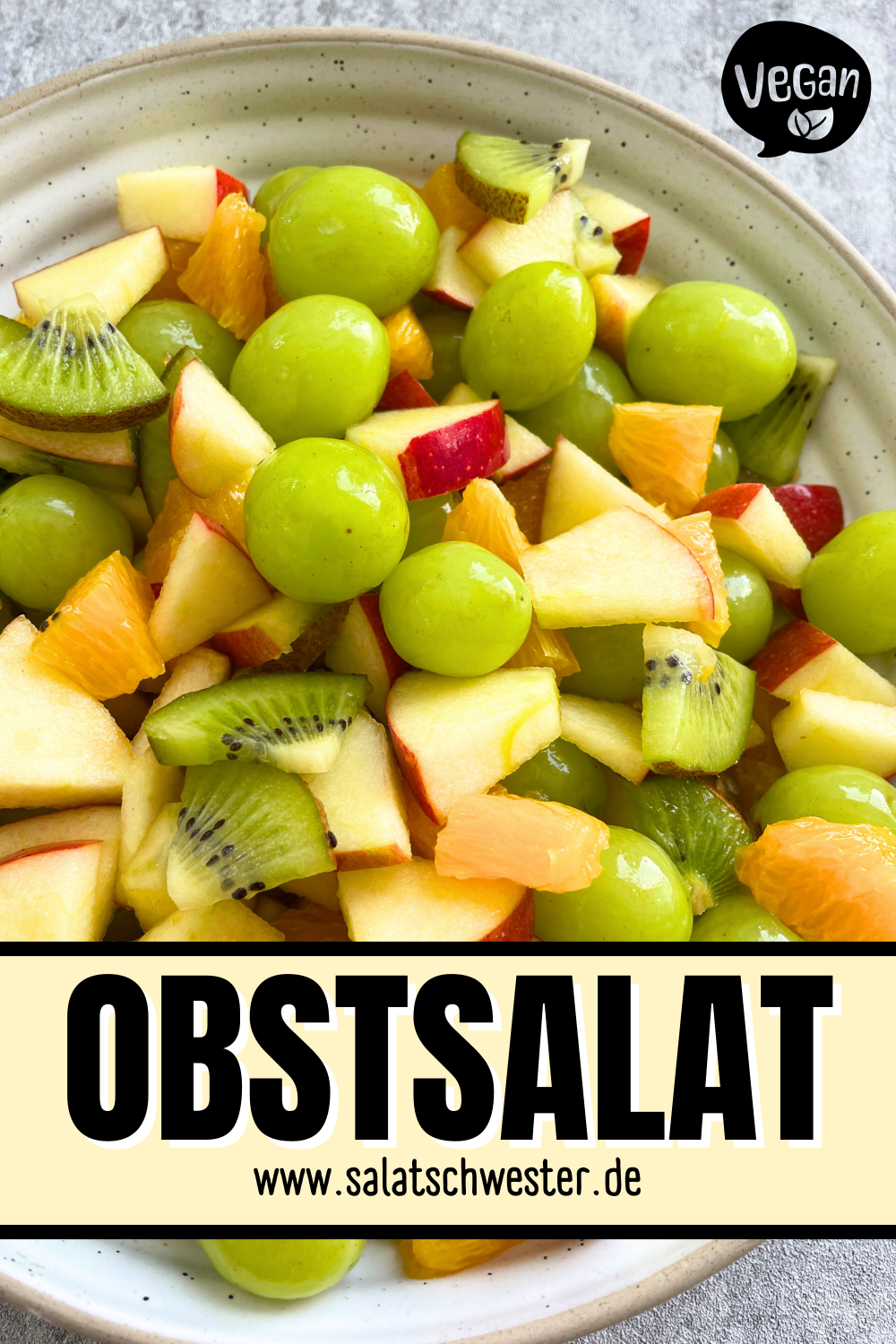 Gesund naschen leicht gemacht: Wer sagt, dass gesundes Essen langweilig sein muss? Mit meinem Obstsalat beweise ich das Gegenteil! Frisch, fruchtig und voller Vitamine - dieser Salat ist nicht nur ein Fest für die Sinne, sondern auch für deine Gesundheit. Also gönn dir ruhig eine Portion (oder zwei)!