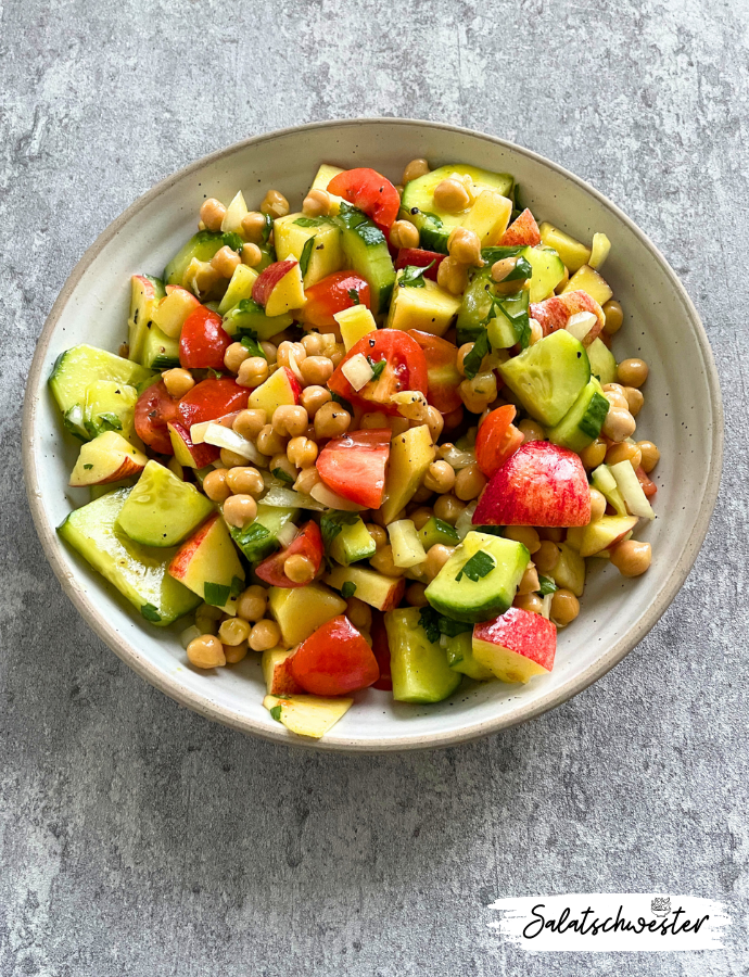 Kichererbsensalat mit Apfel und Senfdressing