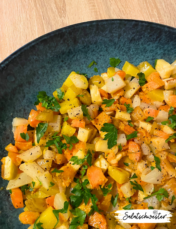 Wintergemüse-Salat mit Orangendressing