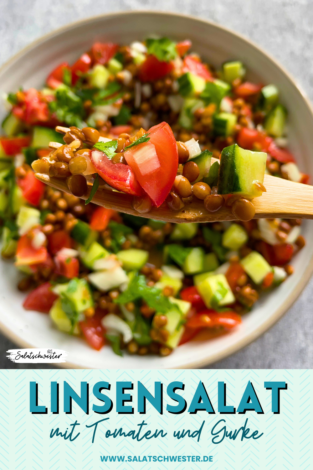 Ein Linsensalat bietet dir die perfekte Mischung aus Ballaststoffen, Proteinen und Vitaminen. Egal ob als leichte Hauptspeise oder als Beilage, dieser Salat lässt sich einfach variieren und passt zu vielen Anlässen – von der Grillparty bis zum gemütlichen Abendessen zuhause.
