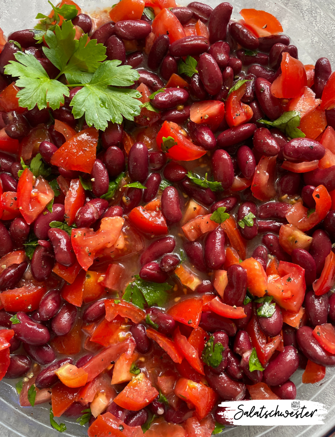 Kidneybohnensalat mit Tomaten und Petersilie | Salatschwester