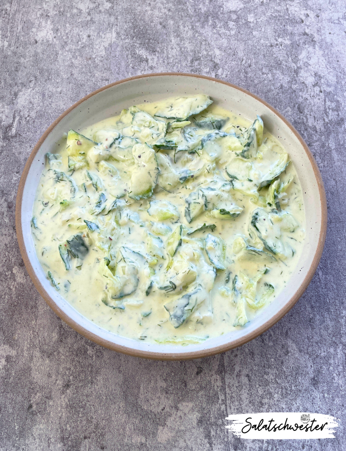 Erfrischender Gurkensalat mit Dill-Dressing
