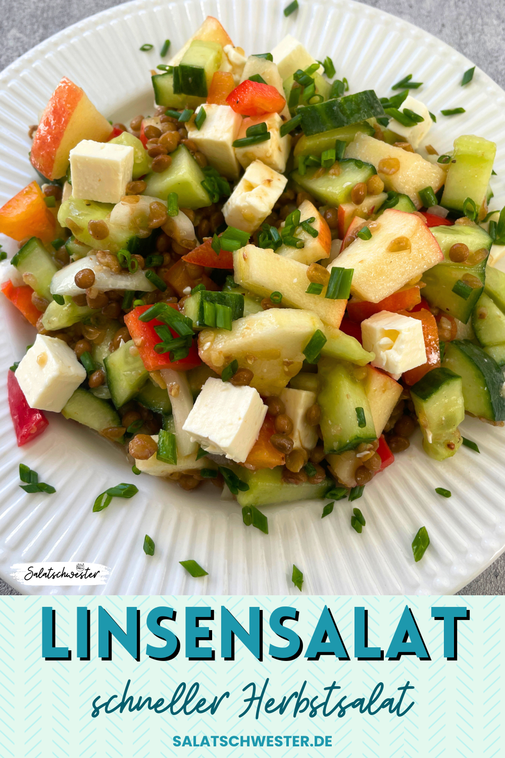 Leichter Herbstsalat mit Linsen, Paprika und Apfelstücken – gesund und sättigend